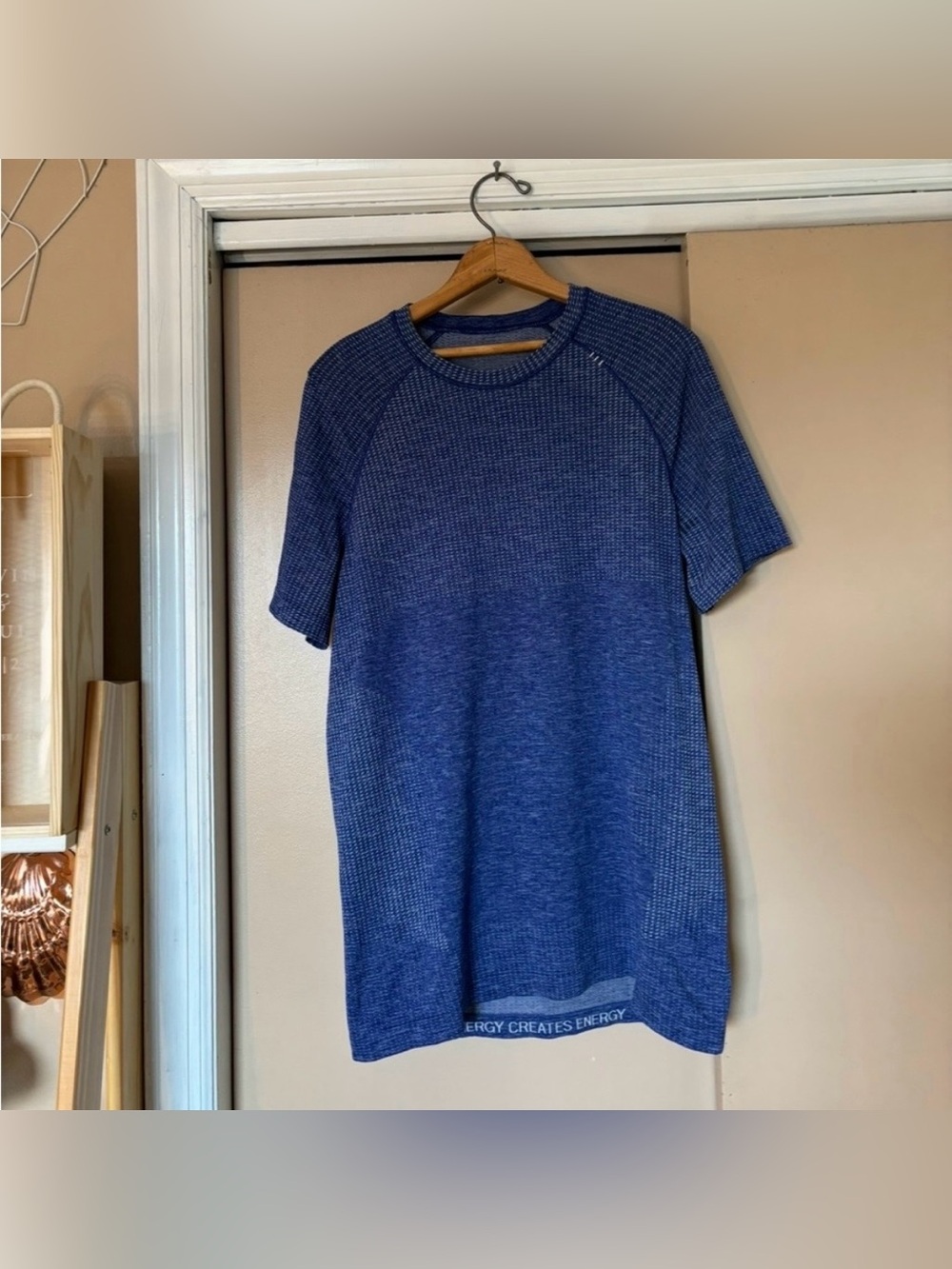 Lululemon Mens Large Blue Tech Short Sleeve Blue Tee T Shirt Running Gym